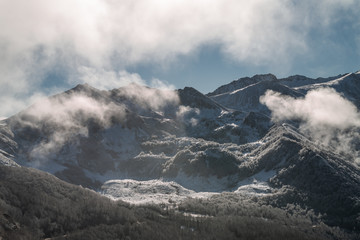 Fototapeta na wymiar French Pyrenees mountains Ariege
