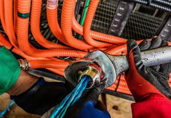 Electrical work onboard production platform construction