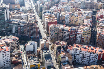 Vista aérea de la ciudad de Valencia donde se ven los edificios habituales de construcción de la capital española