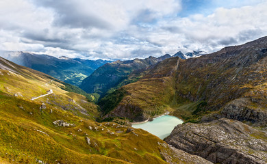 Fototapeta na wymiar View on Grossglockner mountain pass, Austria