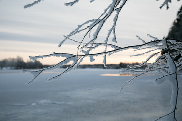 フィンランドの凍るオウル川