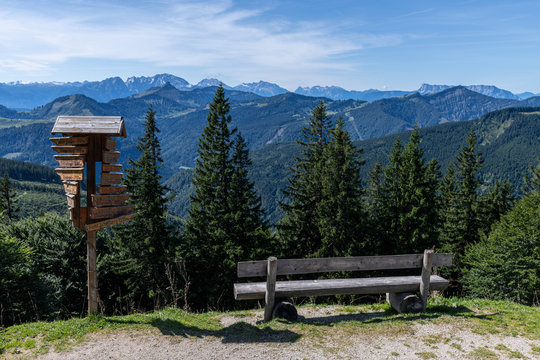 panorama Zw&ouml;lferhorn