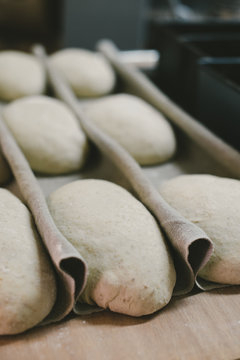 Pr&eacute;paration du pain avant cuisson