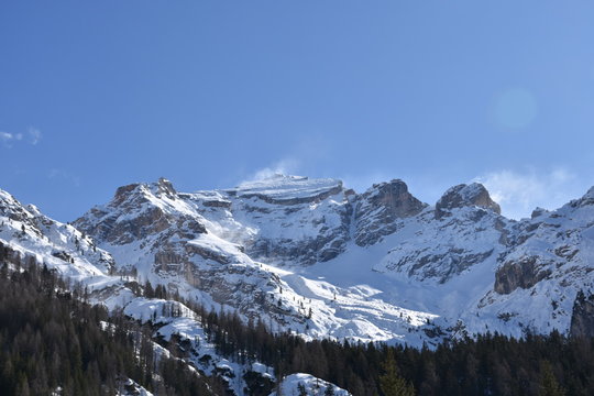 Minte Cristallo, Tofana, Tofana di Mezzo, Fanesgruppe, Dolomiten, Sextener Dolomiten, Hohe Gaisl, S&uuml;dtirol, Venetien, Winter, Sturm, Wind, Verwehung, Schnee, Schneeverwehung, Dolomitenstra&szlig;e, H&ouml;hlenst