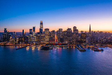 Fototapeta na wymiar San Francisco downtown buildings skyline aerial sunset evening