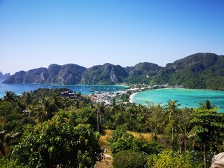 Ko Phi Phi, Thailand, Küste und Dschungel