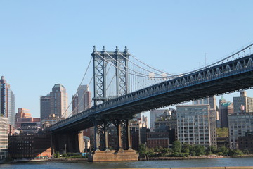 Naklejka premium Most na Manhattanie i centrum Brooklynu