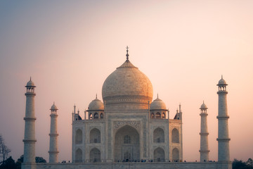 Fototapeta na wymiar Taj Mahal Before Sunset, Agra city, India.