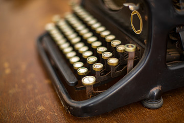 Details of the keys of an old typewriter with frontfocus and blurry background