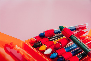 Obraz premium new crayons for drawing