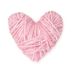 Ein Herz aus rosa Wolle