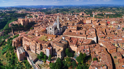 Fototapeta premium Italy Siena - panorama. Historical ancient Mediterranean place
