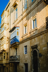 Fototapeta na wymiar old street in valletta malta