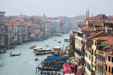 Fototapeta na wymiar Blick auf den Canal Grande in Venedig, Italien