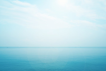 Fototapeta na wymiar blurred seascape with sun light