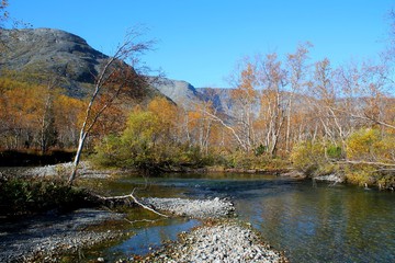 Fototapeta na wymiar stream in Khibiny Mountains