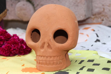 statura teschio votiva Messico calaveras terracotta