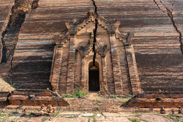 Fototapeta premium entrance of the broken pagoda near Mandalay city Myanmar 