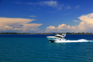 Obraz premium Issyk-Kul Lake Kyrgyzstan - unique colors