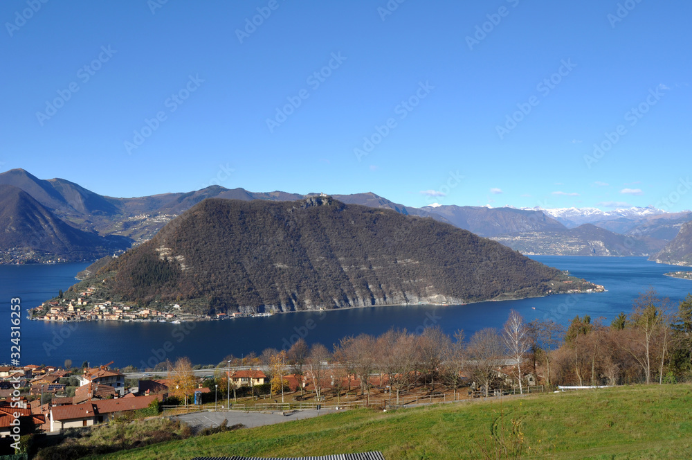 Poster panorama of lake iseo and montisola in the province of brescia - lombardy - italy 003