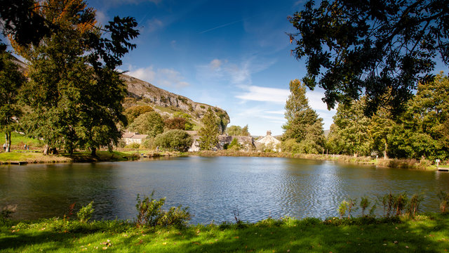 Kilnsey Crag Yorkshire Dales