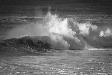Extreme Massive big waves of the North Atlantic Ocean