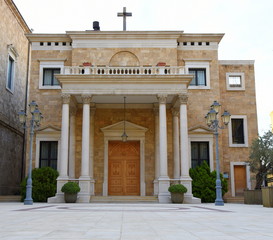 Obraz premium Säulenportal der Kathedrale Saint George