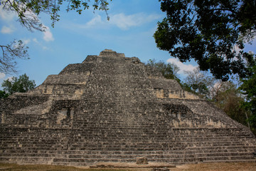 Fototapeta na wymiar Huge Structure IX maya pyramid of Becan, Mexico