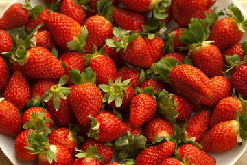 Fresh strawberries with leaves texture