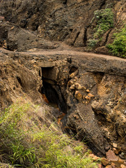 A way of rocks making a cuve