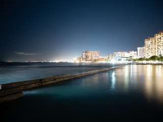 Obraz premium Waikiki Sea Wall