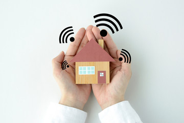 住宅とワイファイのイメージ