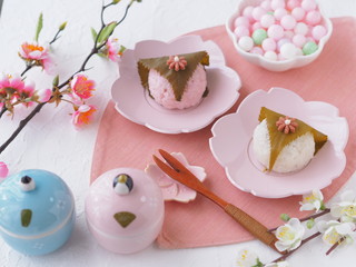 ひな祭り 2色の桜餅