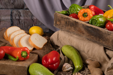 Mixture of vegetables with bread slices