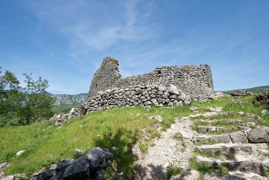 Kroatien - Crikvenica - Burgruine Badanj