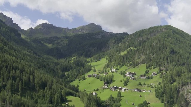 Ornella, Col di Lana, Dolomiten, Tal, Dorf, Bergdorf, Bergbauerndorf, Italien, Sella, Sellagruppe, Piz Boe, Gipel, Berge, Tal, Livinallongo del Col di Lana, Venetien, Alpen, Pordoi, Dolomitenkrieg, Fe