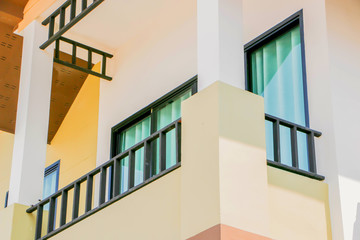 The house deck that is warm and shading.