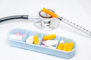 Medikamentengabe, Medizin, medizinische Versorgung