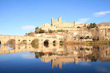 Fototapeta premium The amazing Saint-Nazaire and Saint Celse Cathedral in Beziers, Aude, France