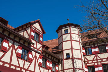 Fototapeta na wymiar Ein Fachwerkgebäude im Bereich der Burg von Nürnberg/Deutschland