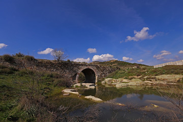Fototapeta na wymiar pers tomb and old stone bridge / Izmir / Turkey