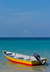 Fototapeta premium Boat at Perhentian Kecil Island beach, Terengganu, Malaysia.
