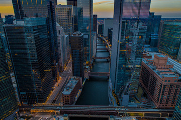 Fototapeta premium Chicago Skyline & River Sunrise Aerial Photo Stunning Sky