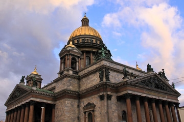 Fototapeta na wymiar St. Isaac's Cathedral. St. Petersburg