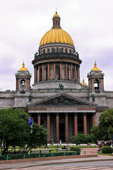 Fototapeta na wymiar St. Isaac's Cathedral in St. Petersburg, Russia