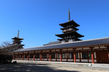 Obraz premium 薬師寺