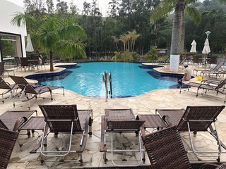 Fototapeta premium swimming pool in tropical resort