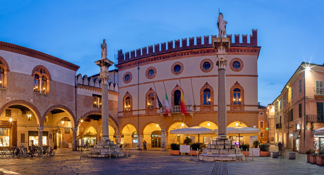 Ravena - The square Piazza del Popolo at dusk.
