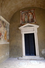 Fototapeta na wymiar basilica dei santi quattro coronati,roma,italia