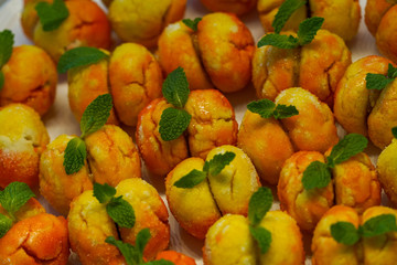 Creative homemade cookies that looks like peaches